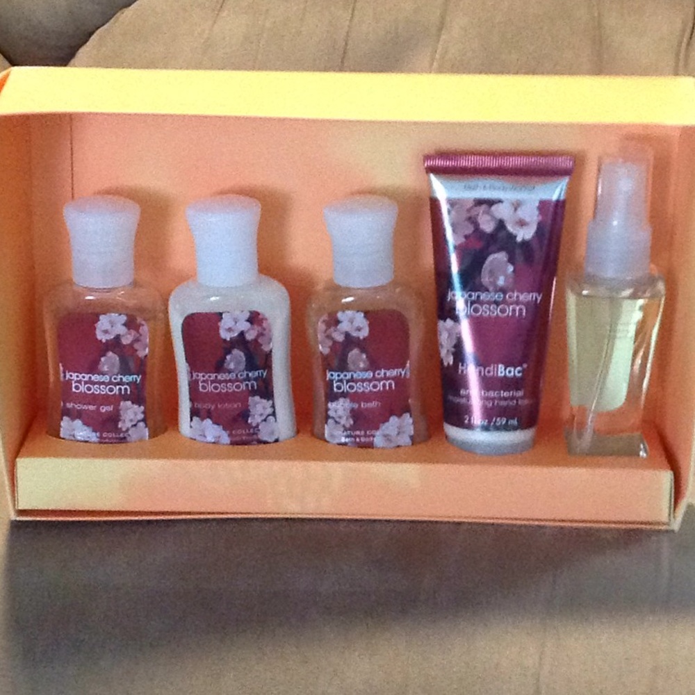 Japanese cherry blossom gift set